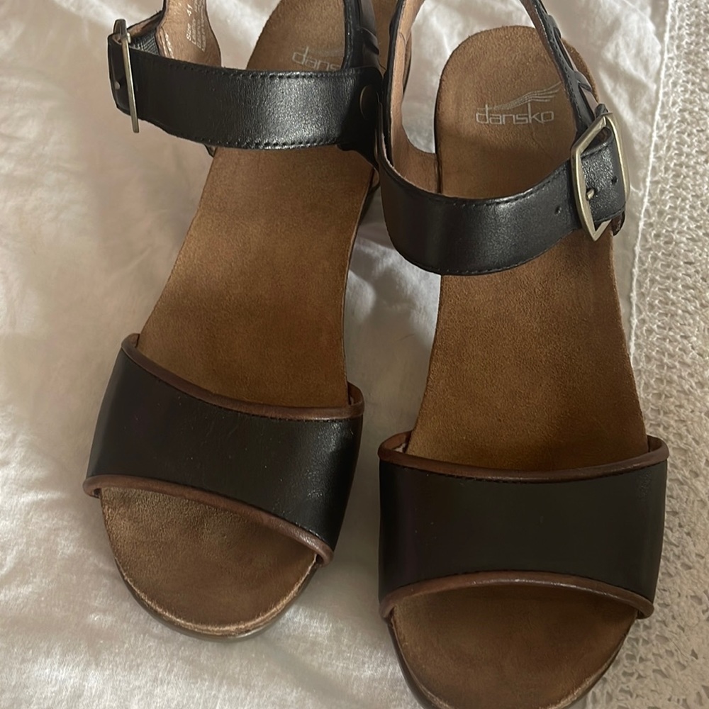 Dansko Debby  41 (Size 10)